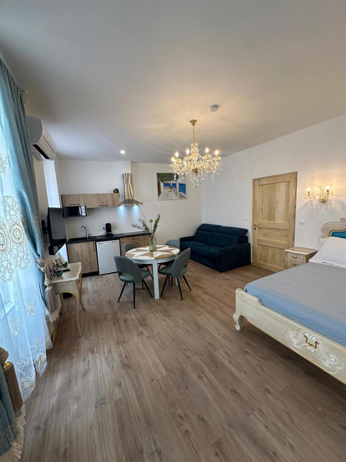 Appartement Du Cloitre 1Er Narbonne Bagian luar foto